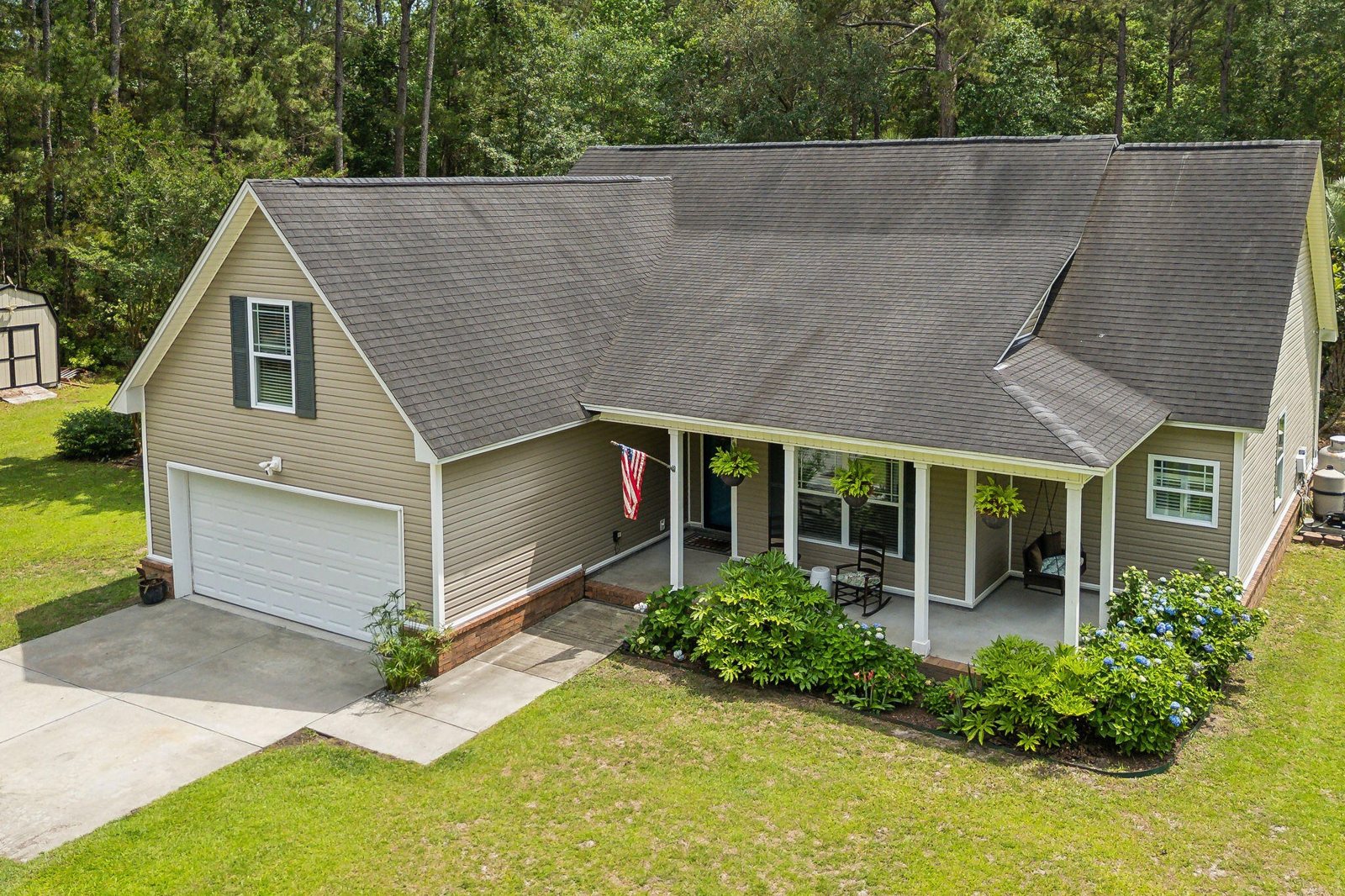 3113 Edenvale Rd, photo 1 of 7